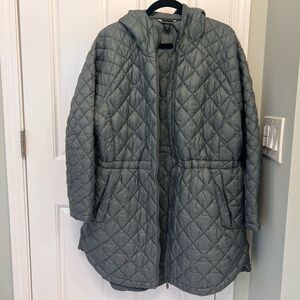 Athleta Womens 1X Plus Green Whisper Featherless Parka Puffer Quilted Hooded Zip